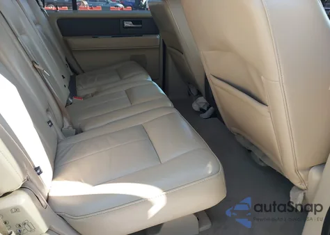 2010 Ford Expedition Xlt z USA, uszkodzony, nr VIN 1FMJU1F51AEB48756